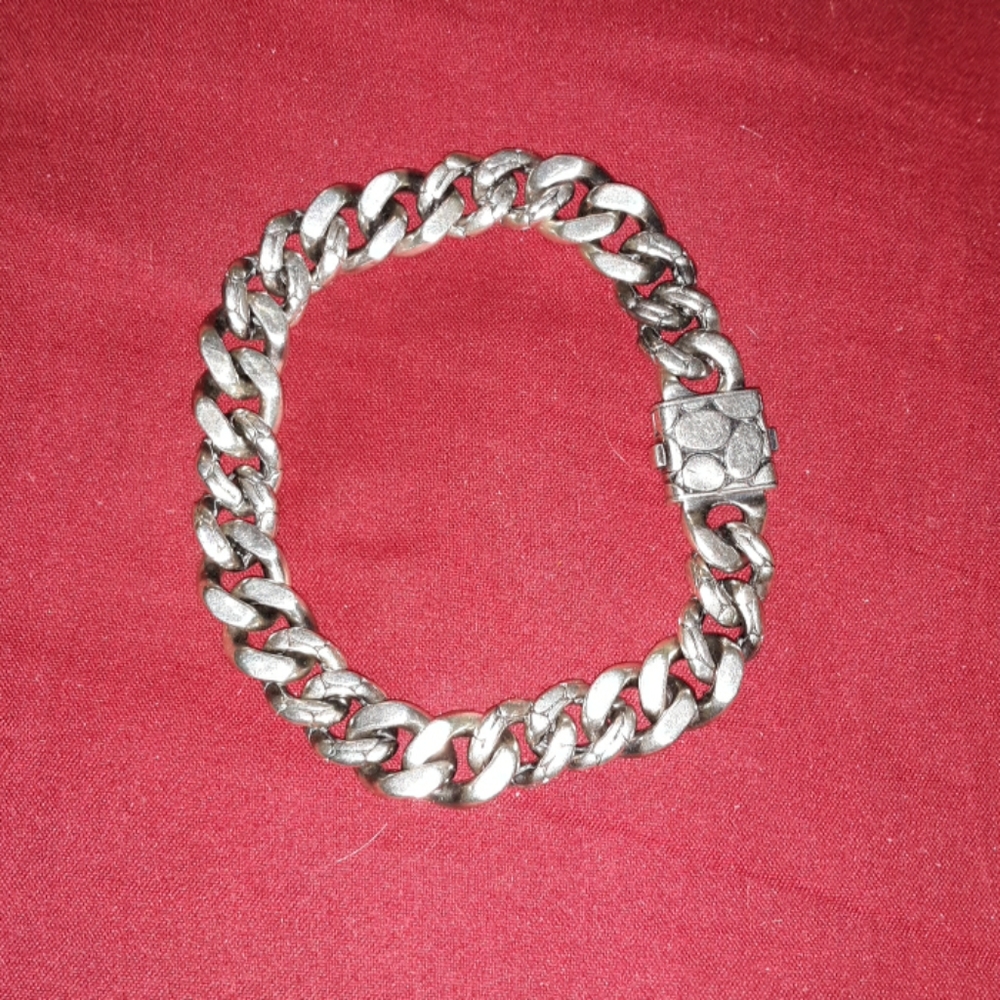 John Hardy 7.5" curb link bracelet